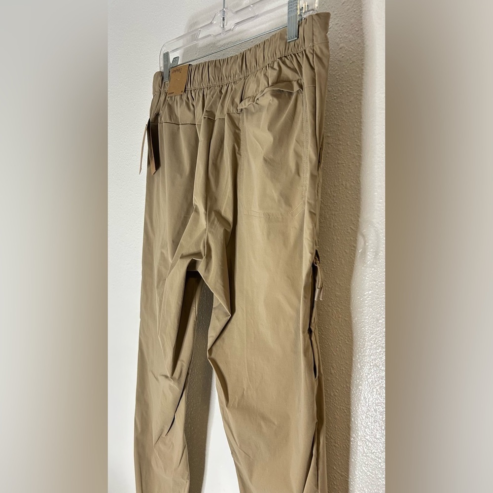 Unipro Tan Men's Chinos Size Medium - Picture 4 of 5